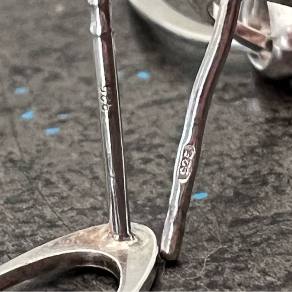 2.5 in long Sterling Silver Geometric Oval Loop Drop Dangle Earrings stamped 925 - Picture 5 of 7